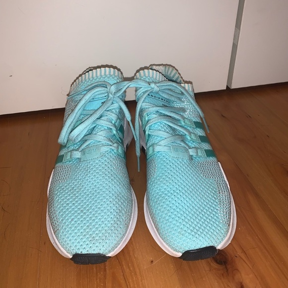 Women’s Adidas equipment tennis shoe. ADV/ 91-18 - Picture 4 of 7